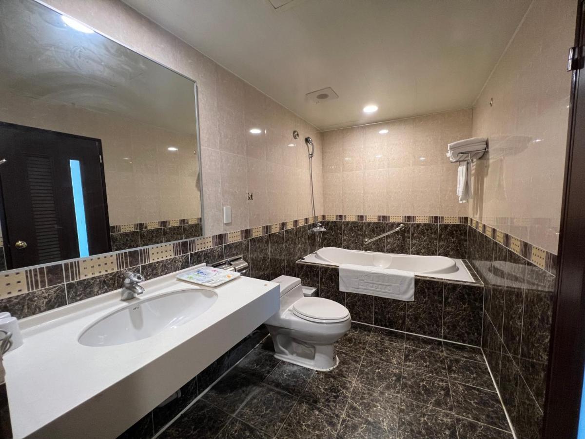 Sendale Tainan Science Park Hotel Xinshi Luaran gambar